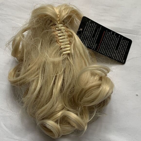 𝅺⭐️nwt 10” S-noilite Claw Curly Ponytail Extension - Blonde⭐️ - Picture 6 of 7